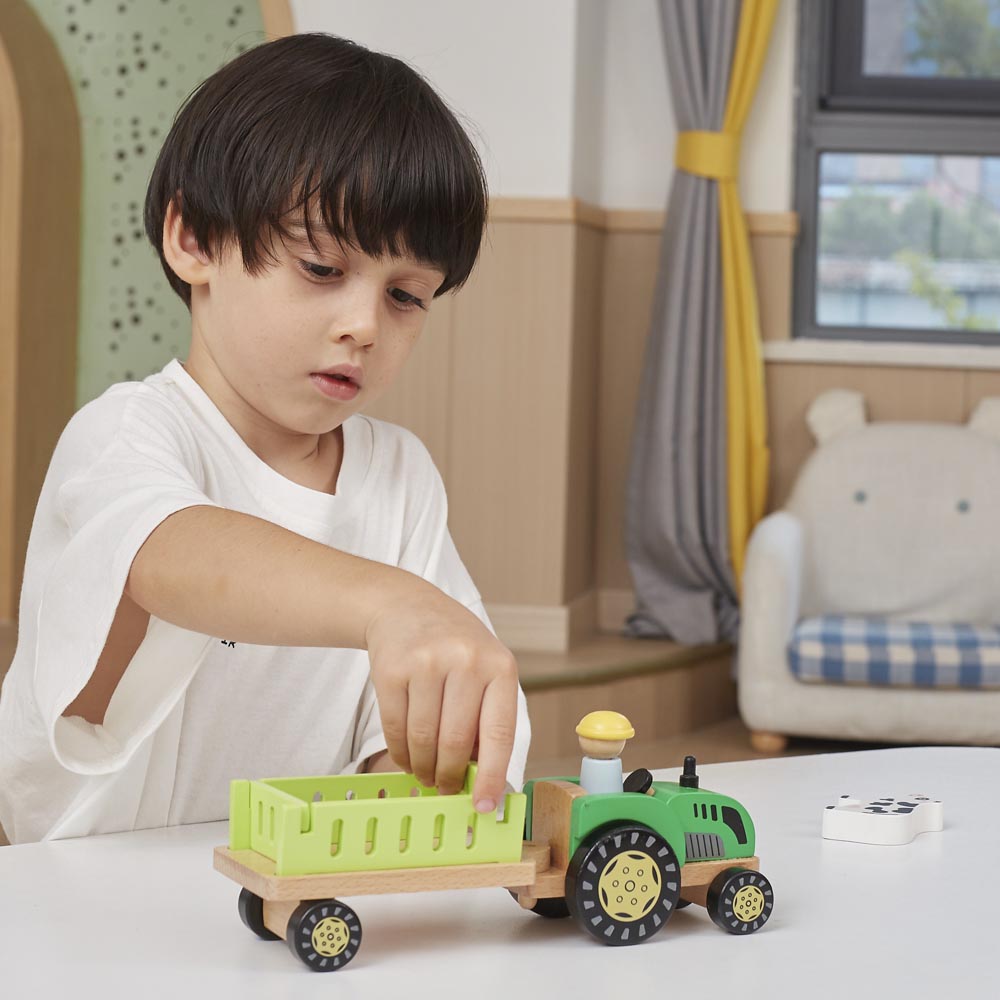 Tractor con Accesorios Madera Imagen 6